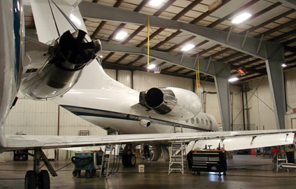 photo of Richmor aviation jet maintenance hanger servicing aircraft