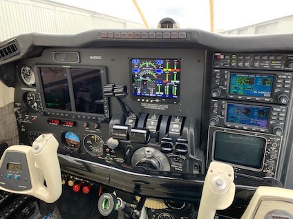 photo of Beechcraft Baron cockpit